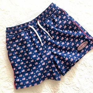 Vineyard Vines Boys Swim Trunks sz 4T EUC - American Flag Print